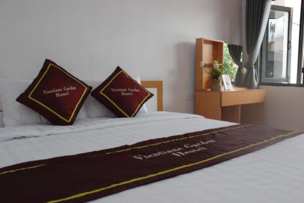 Top One Backpacker Hostel Vientiane Exterior photo